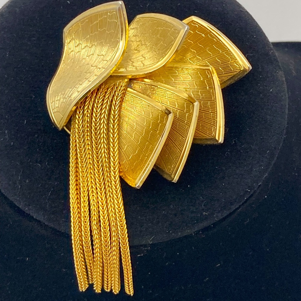 Vintage Fringe Textured Brooch